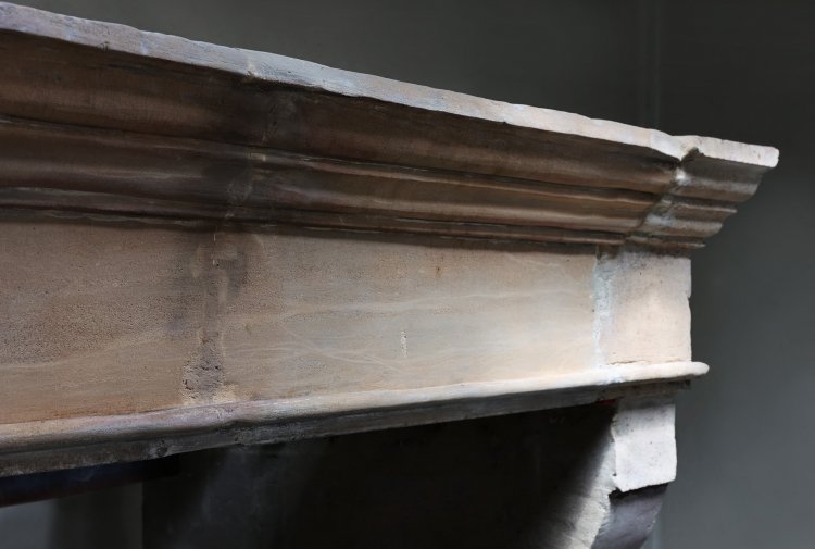 19th century mantle