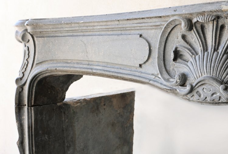 19th century mantle