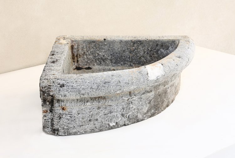 old sink of belgian bluestone