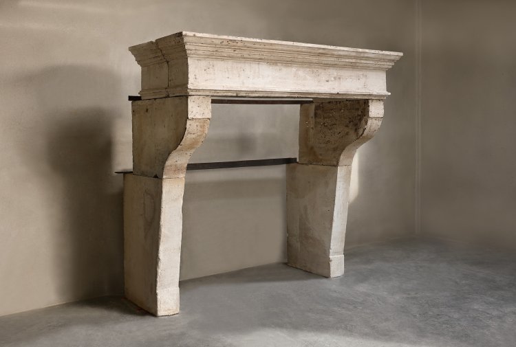 Campagnarde style fireplace