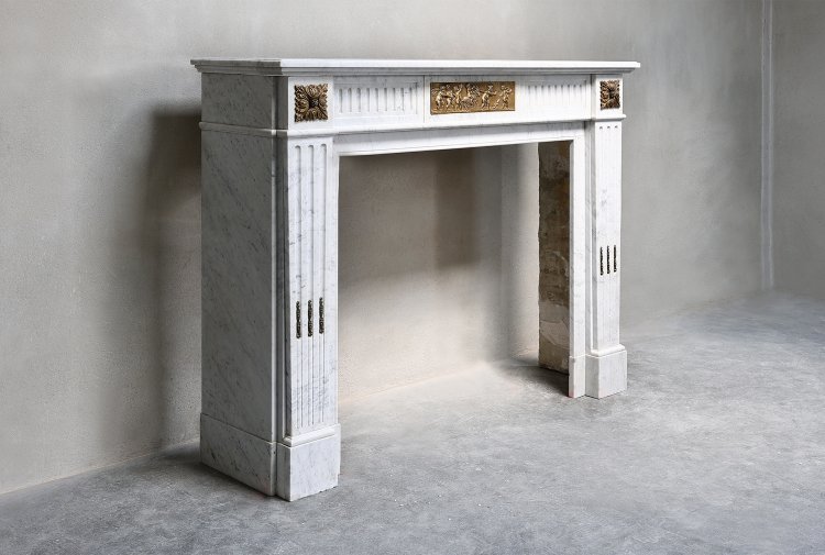 Carrara marble mantle