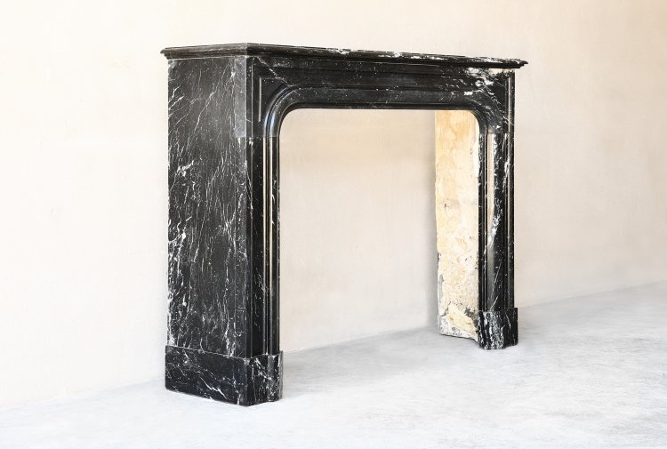 19th century mantle