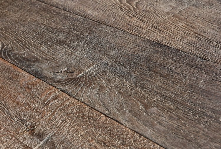 antiqued oak flooring 
