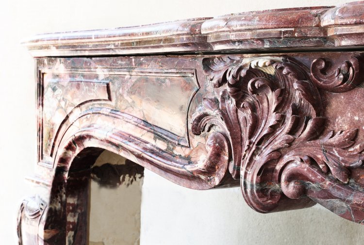 fleur de peche marble mantle