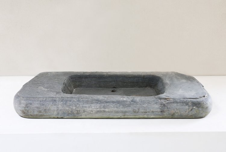 antique sink 