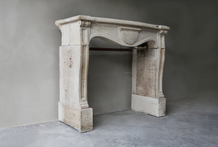 old french mantle
