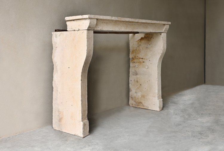 19th century mantle