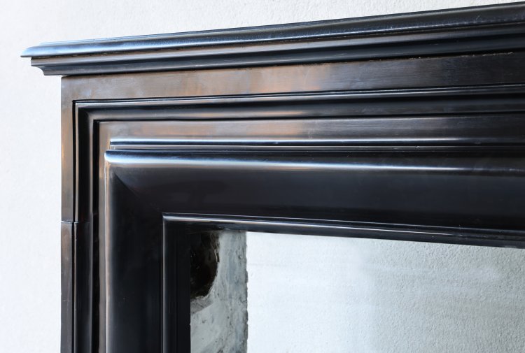 Noir de mazy marble mantle