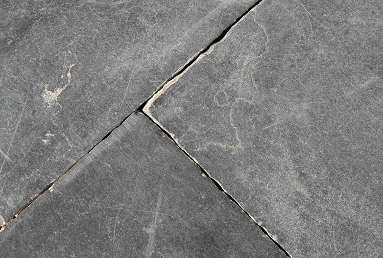 old-black-marble-floor