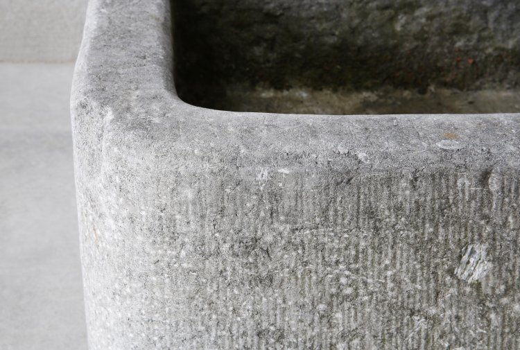 reclaimed belgian bluestone bassin