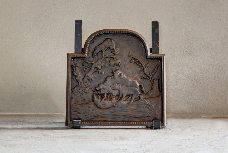 antique fireplate 