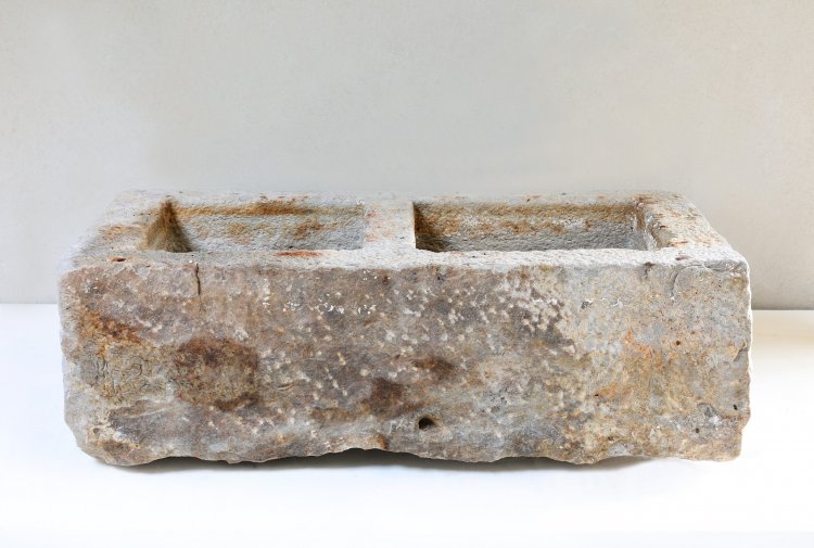 antique sink 