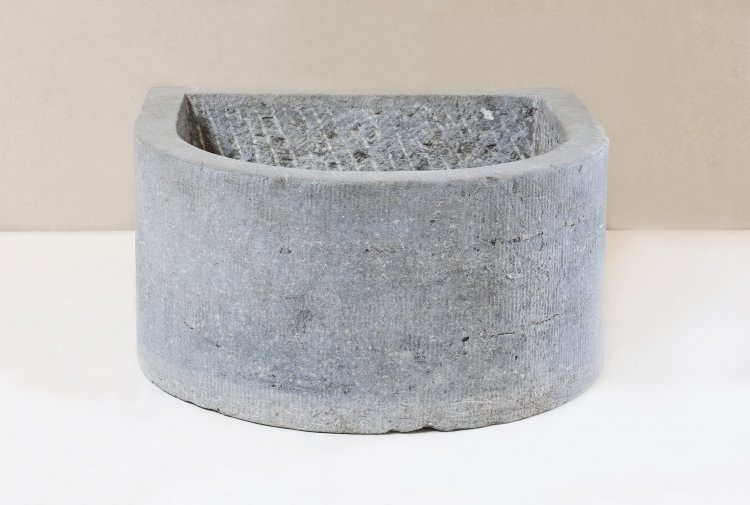 antique sink 