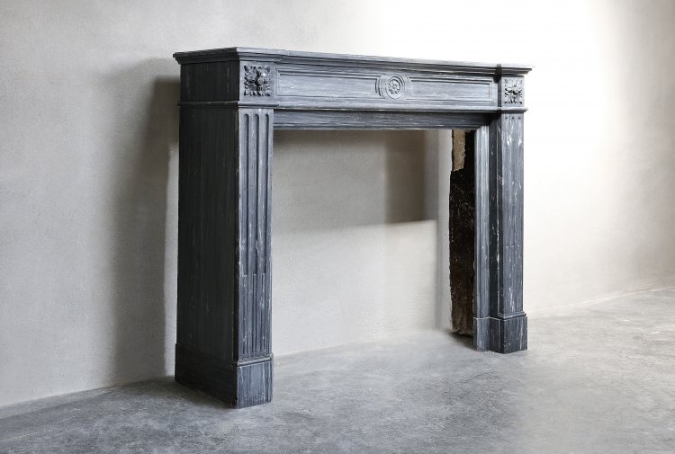 19th century mantle