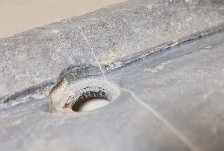 wash basin of belgian bluestone