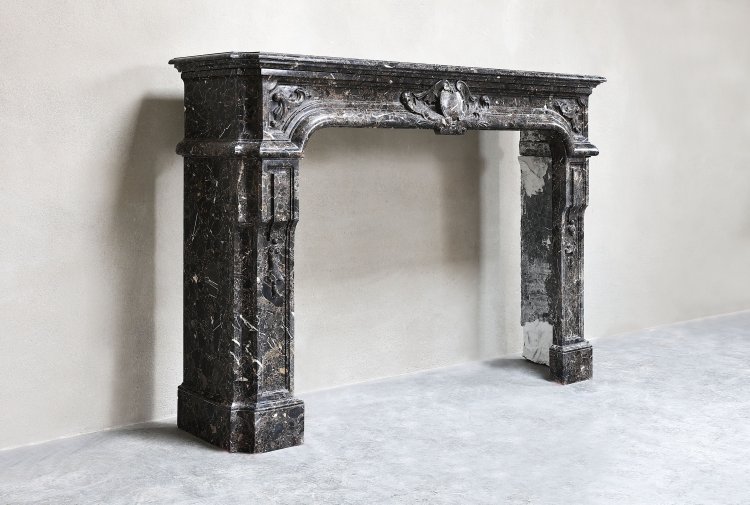 19th century mantle