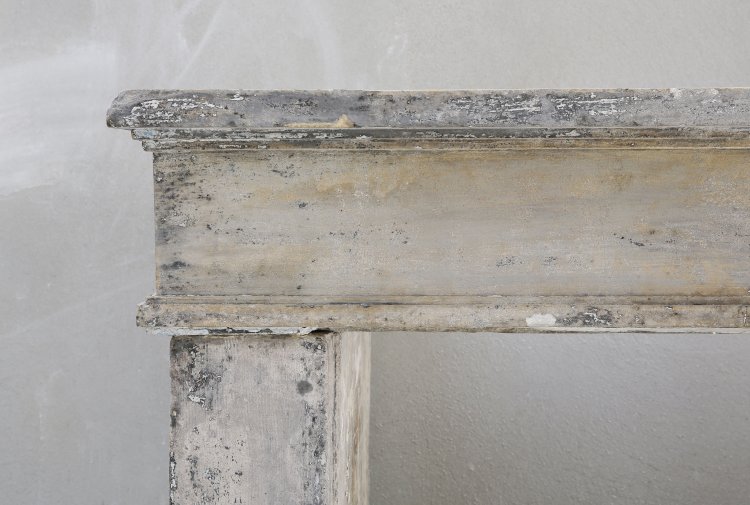 Campagnarde fireplace